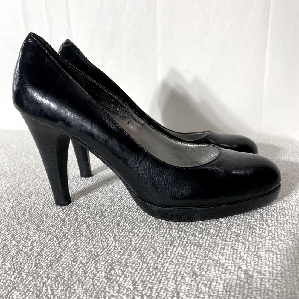 Vintage Laura Brandon Black Patent Leather Round Toe Pumps Heels 9